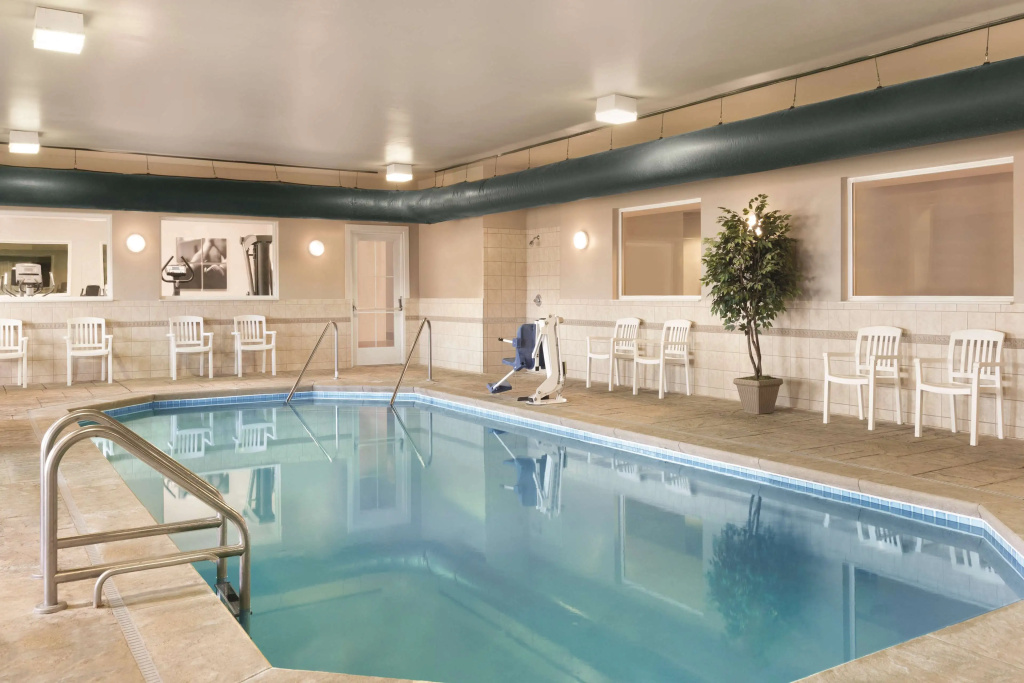 Country Inn & Suites by Radisson, Indianapolis Airport South, IN