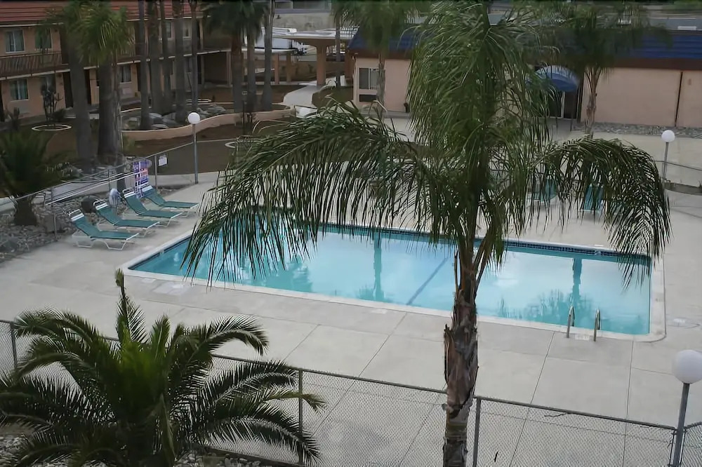 Budget Lodge San Bernadino