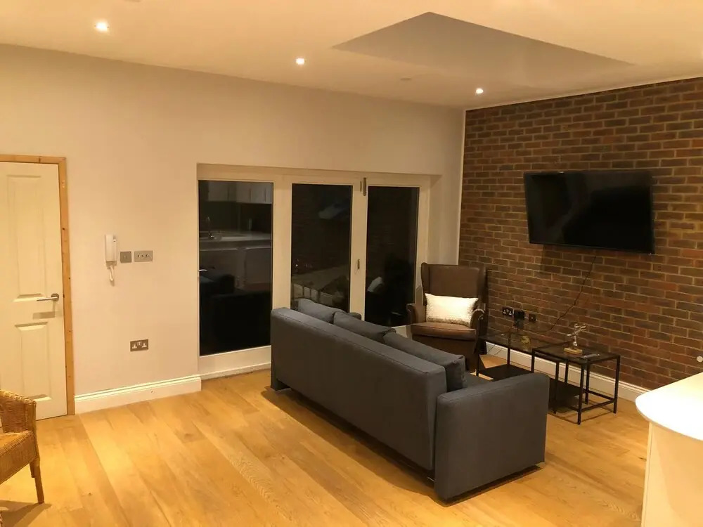 Stamford Brook Apartments