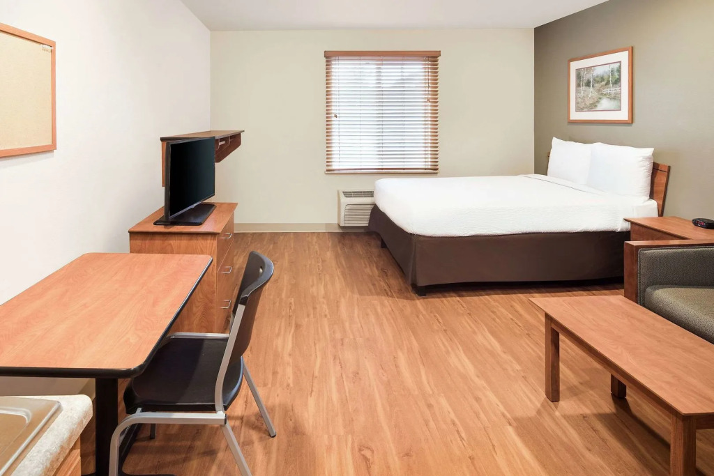 WoodSpring Suites Columbus Northeast