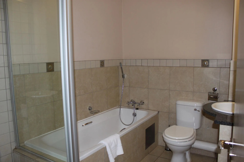 Native Suites 411