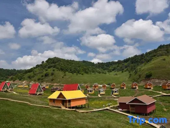 Guanshan Grasslands RV Campground