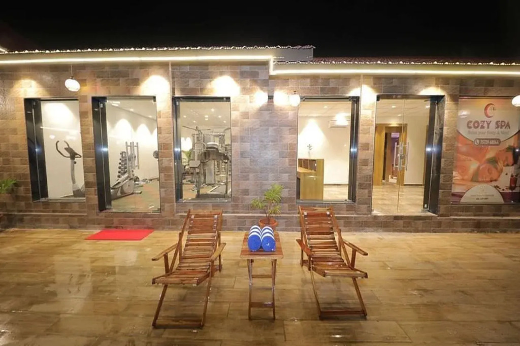 Sarovar Portico, Somnath