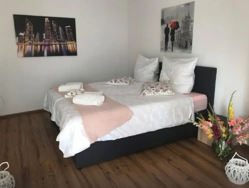 Oftersheim Apartment