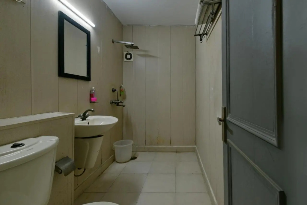 Hotel Admire Inn Sector-51 by ASPL