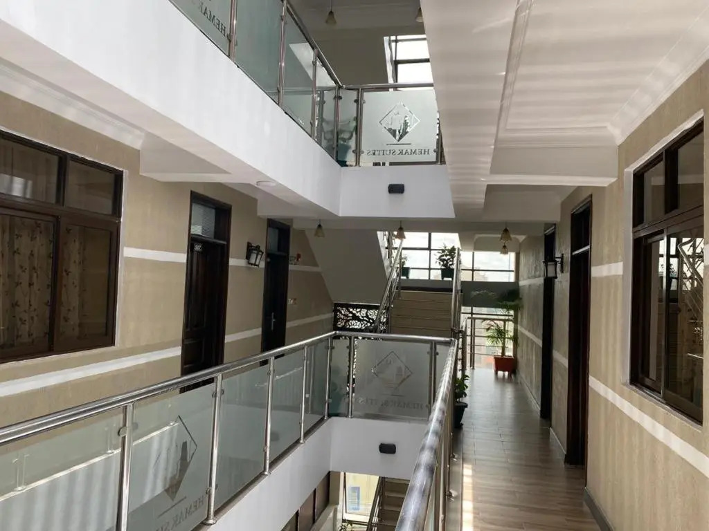 Hemak Suites
