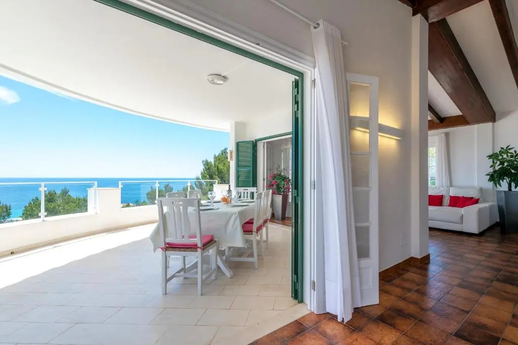 Villa Paraiso D14 by BookMenorcaVillas