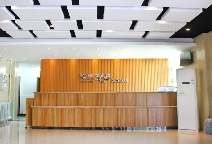 Eaka 365 Hotel