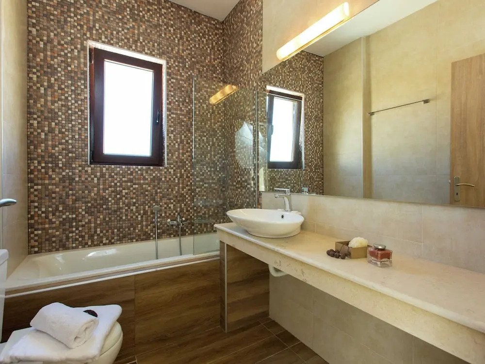 Villa with Private Pool near Sea & Arkadi Monastery on NW Coast