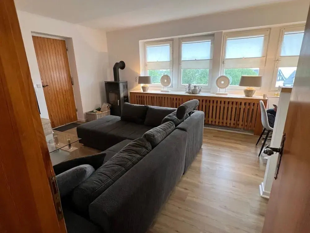 Detached Holiday Home in Sauerland near Winterberg with Terrace & Garden