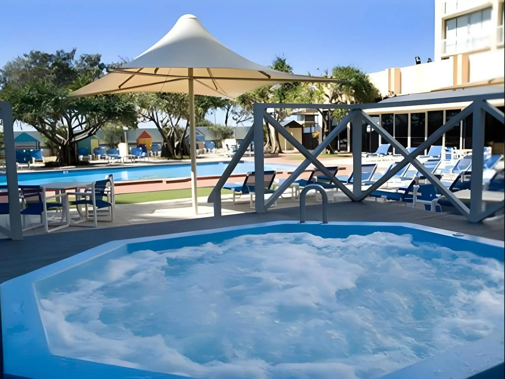 Chateau Beachside Resort