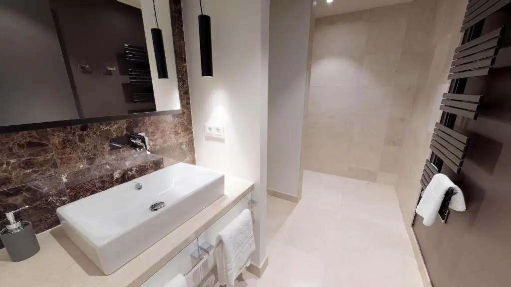 White Pearl Apartment 1.05
