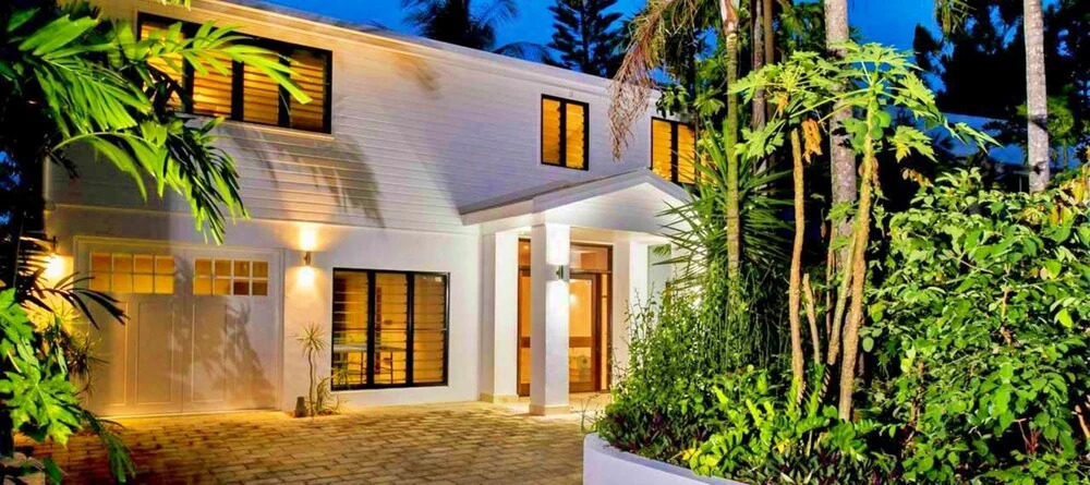 Oceans Edge Beach House At Oak Beach