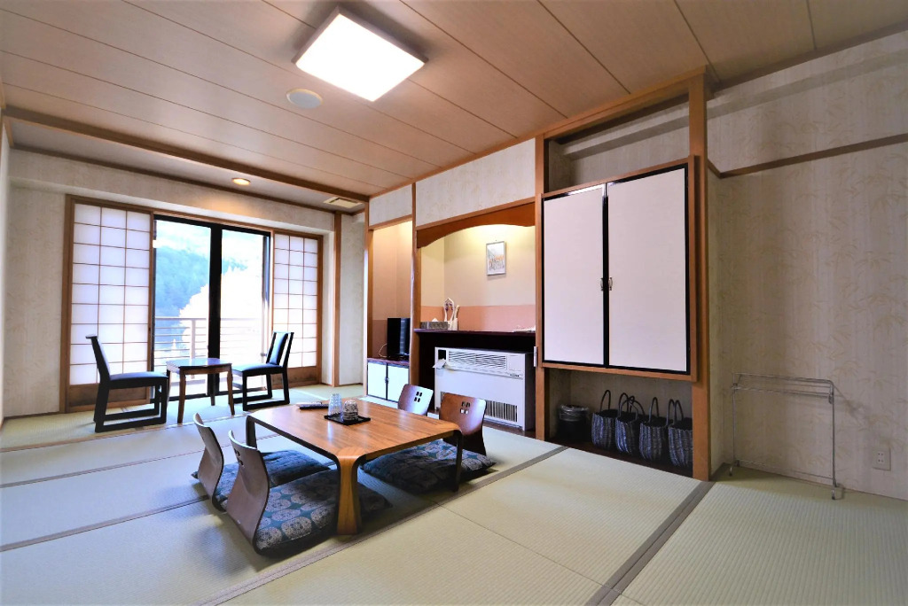 Hotel New Momiji