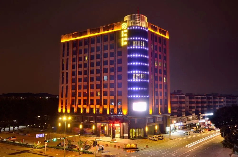 Bosi Hotel