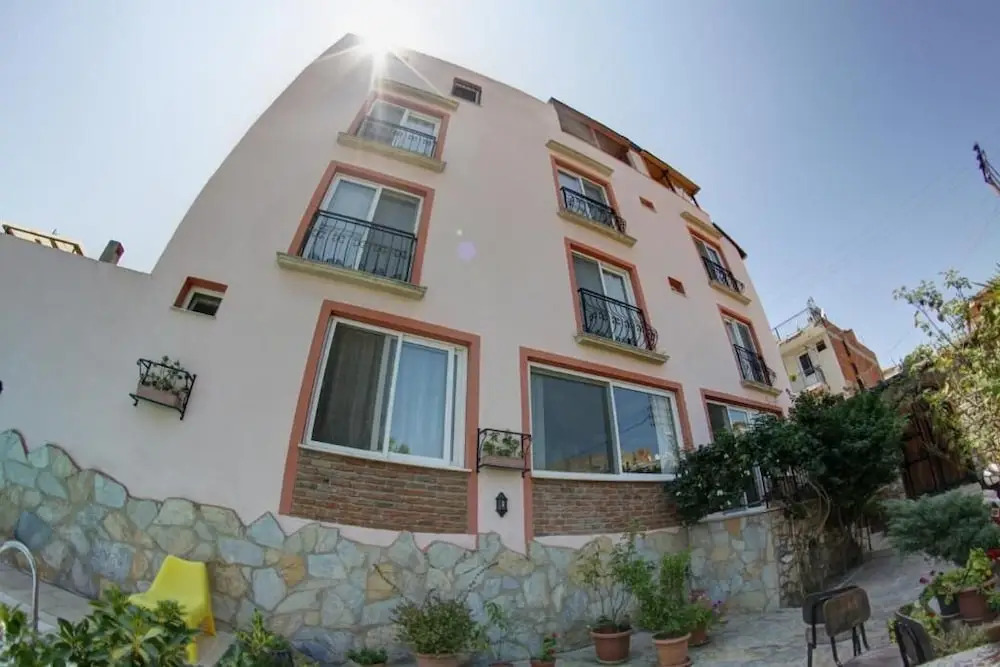 Nazar Hotel