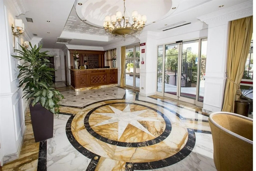 Sunrise Hotel