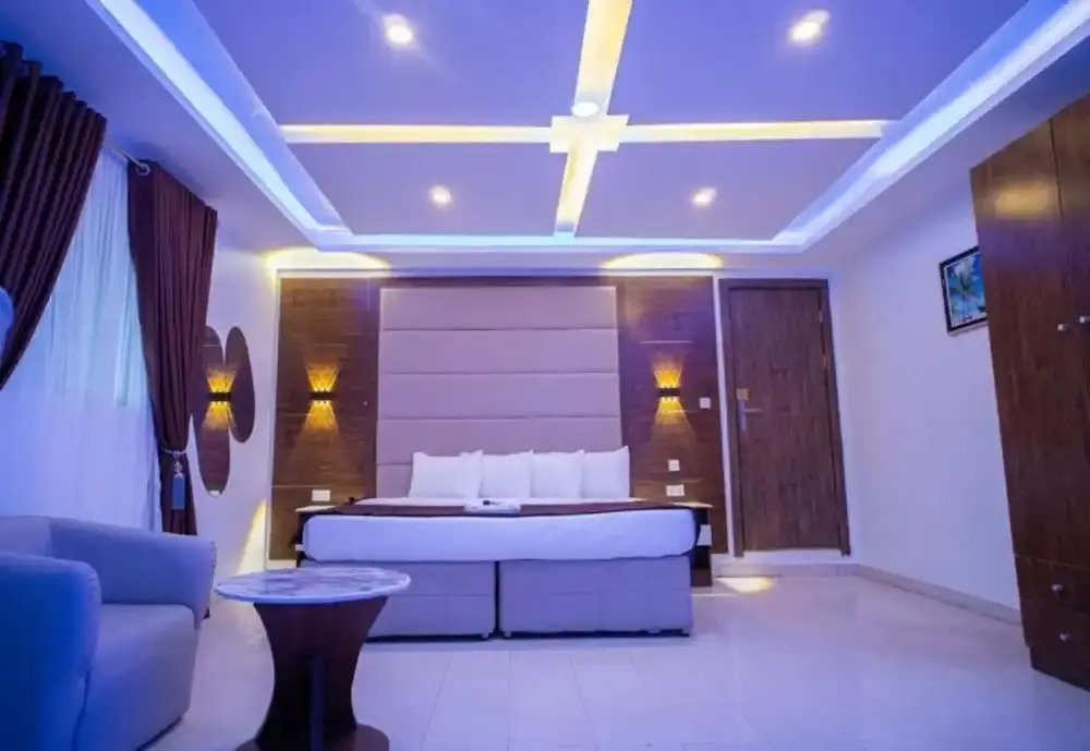 Presken Hotels Water Cooperation, Victoria Island