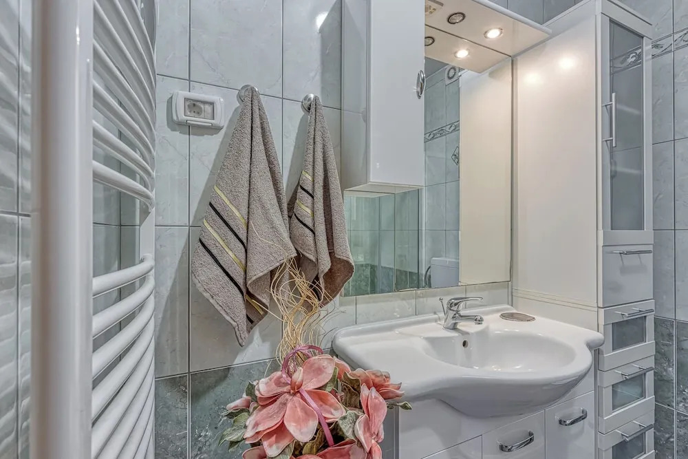 Sea Breeze Residence Mariella