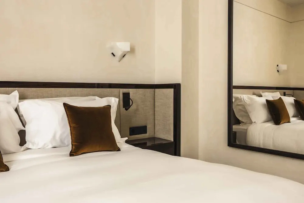Mondovi Luxury Suites