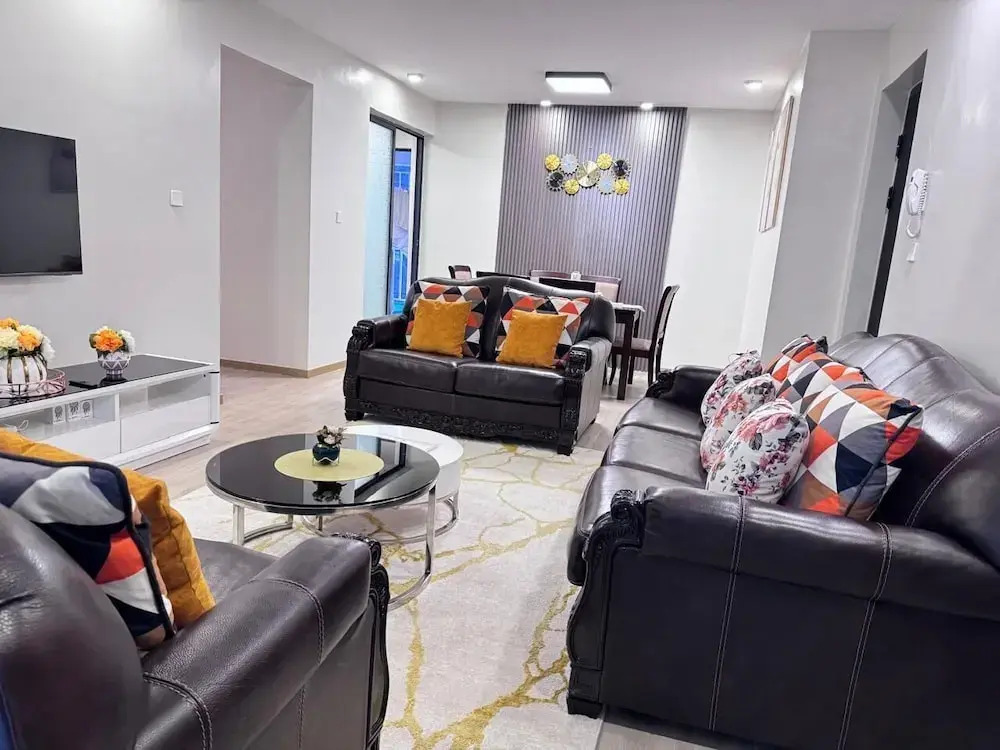 Lux Suites Indesign Park Apartments