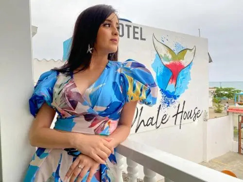 Whale House Hotel