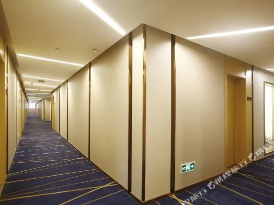 Ibis Styles Hotel (Chengdu Chunxi Road Pedestrian Street)