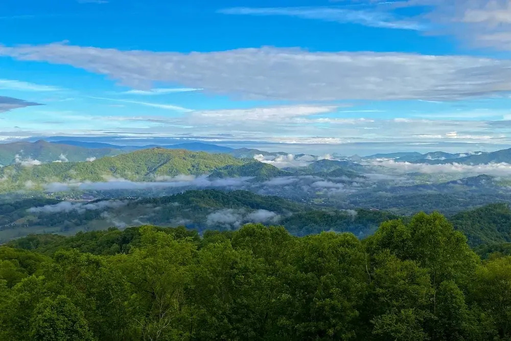Mtn Treehouse w/ Fire Pit, Breathtaking Views