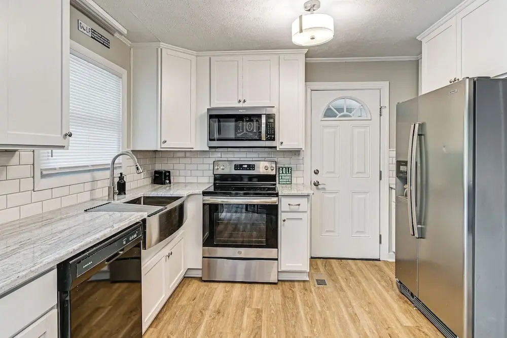 Pinehurst Home w/ Deck < 2 Mi to Golf Course!