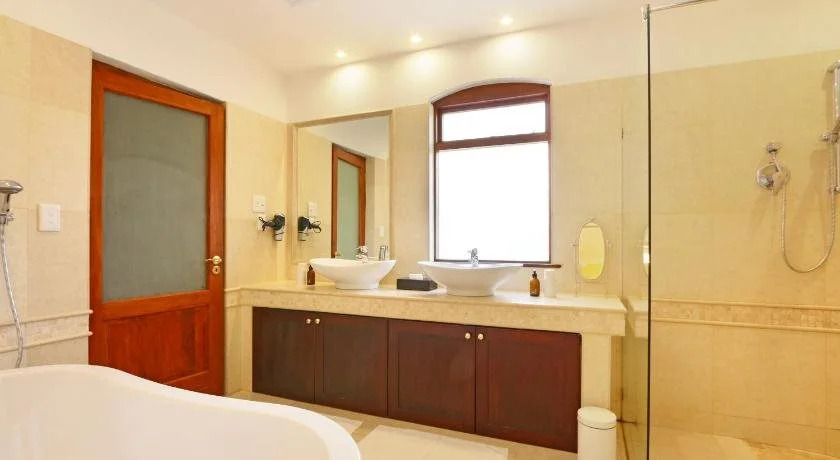 Apricot Gardens Guesthouse