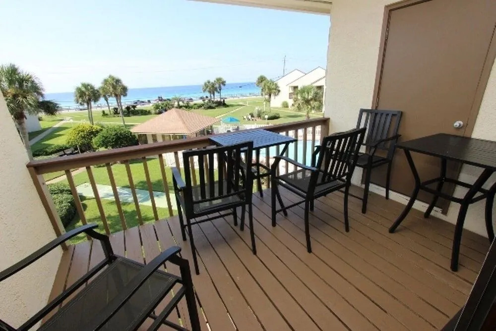 Blue Surf 12b 2 Bedroom Townhouse by RedAwning