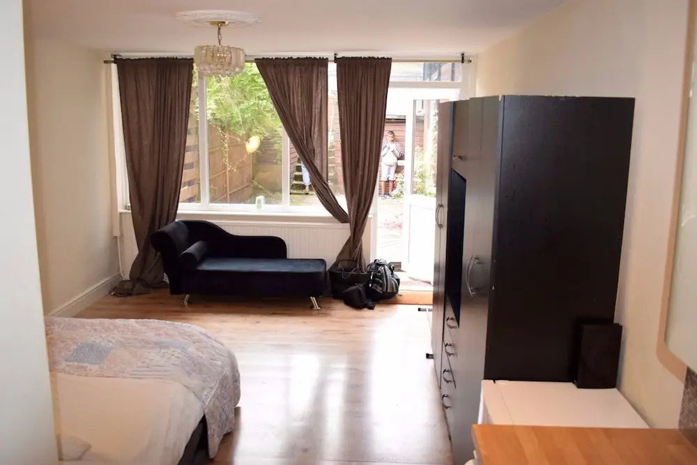 Central London Studio Apartment