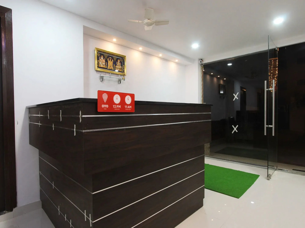 Hotel O V R Residency Near Sri Amruth Chithra Mandira