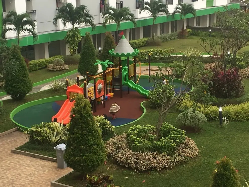 Apartment Green Lake View Ciputat by Celebrity Room