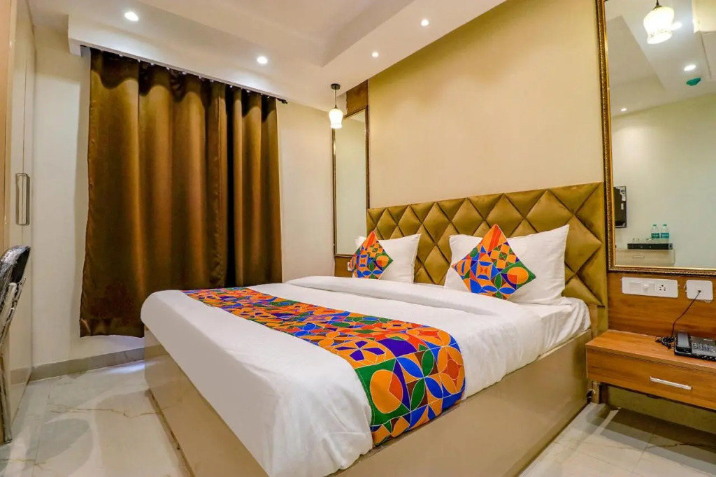 FabHotel Pitampura