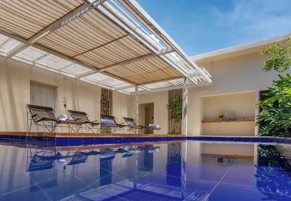 Casa Dorada Apartasuites by Xarm Apartments