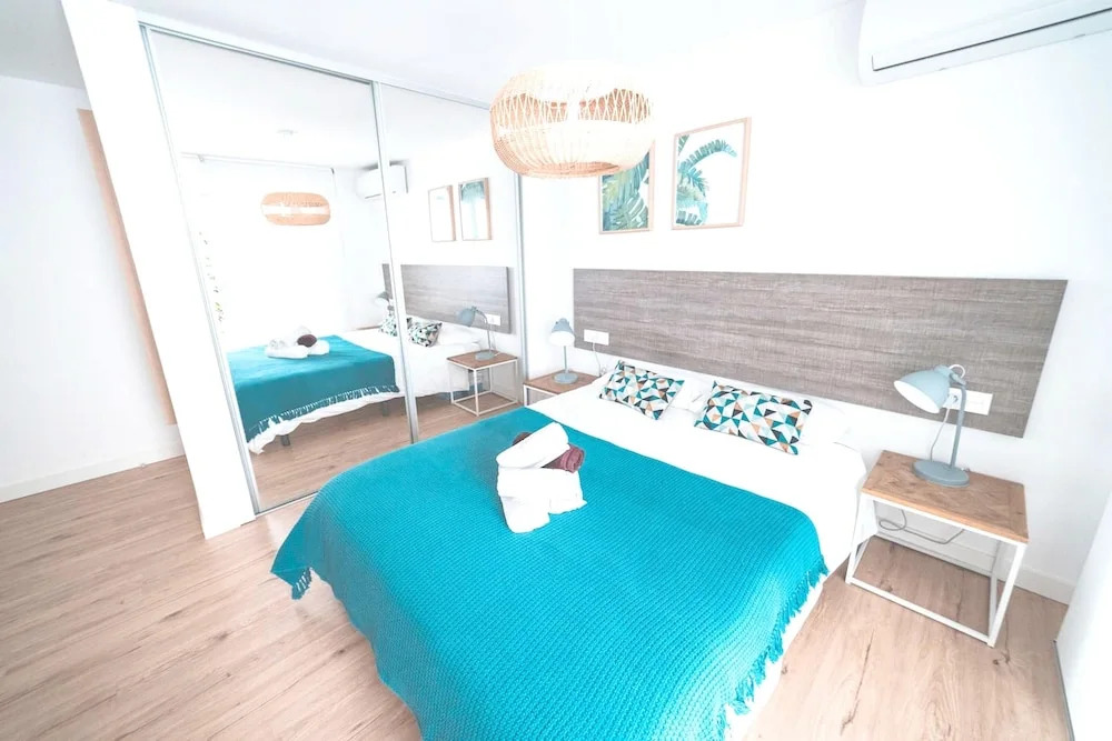 Apartment With one Bedroom in Calahonda , With Shared Pool and Wifi - 100 m From the Beach
