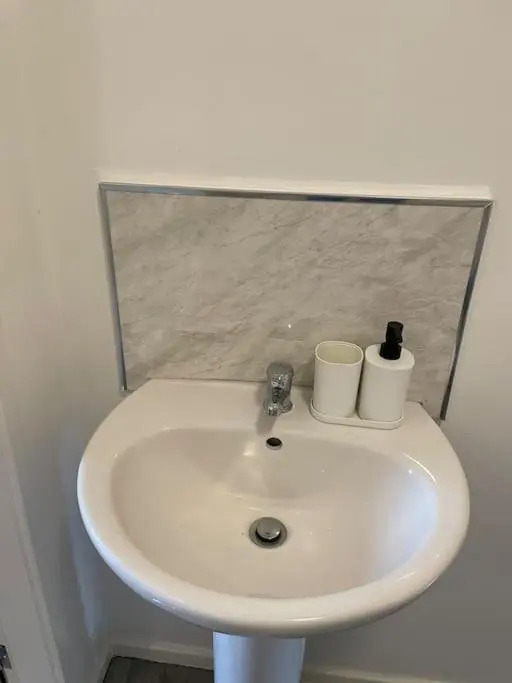 Lovely 1 bedroom studio apartment - Merthyr Tydfil