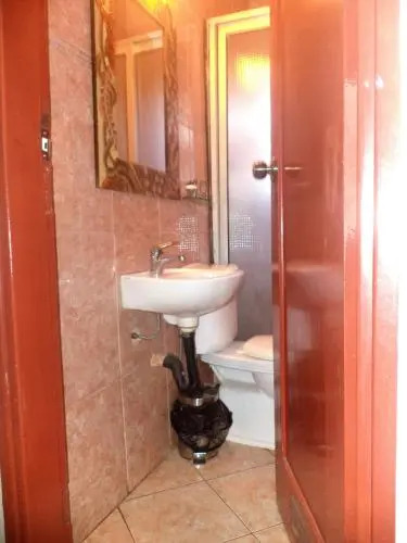 RESIDENCIAL Taka Taka
