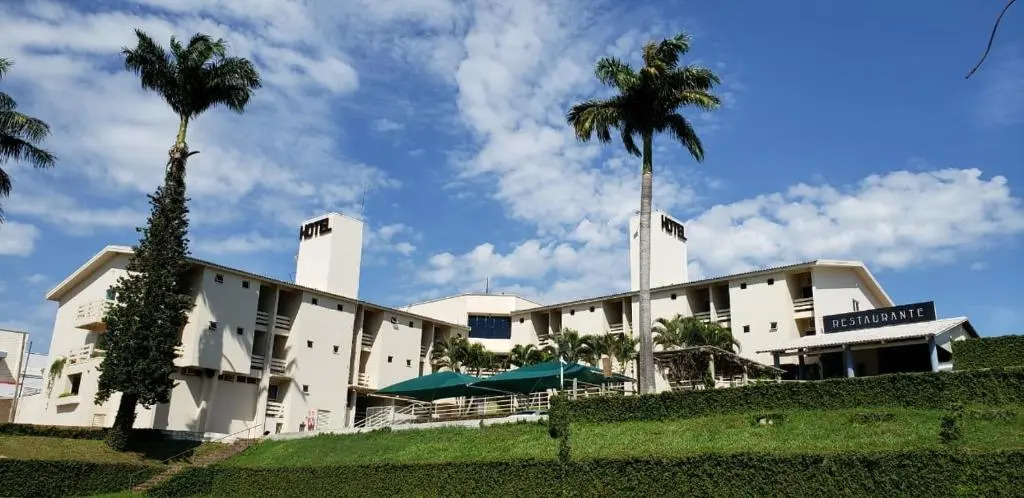 Serranos Park Hotel