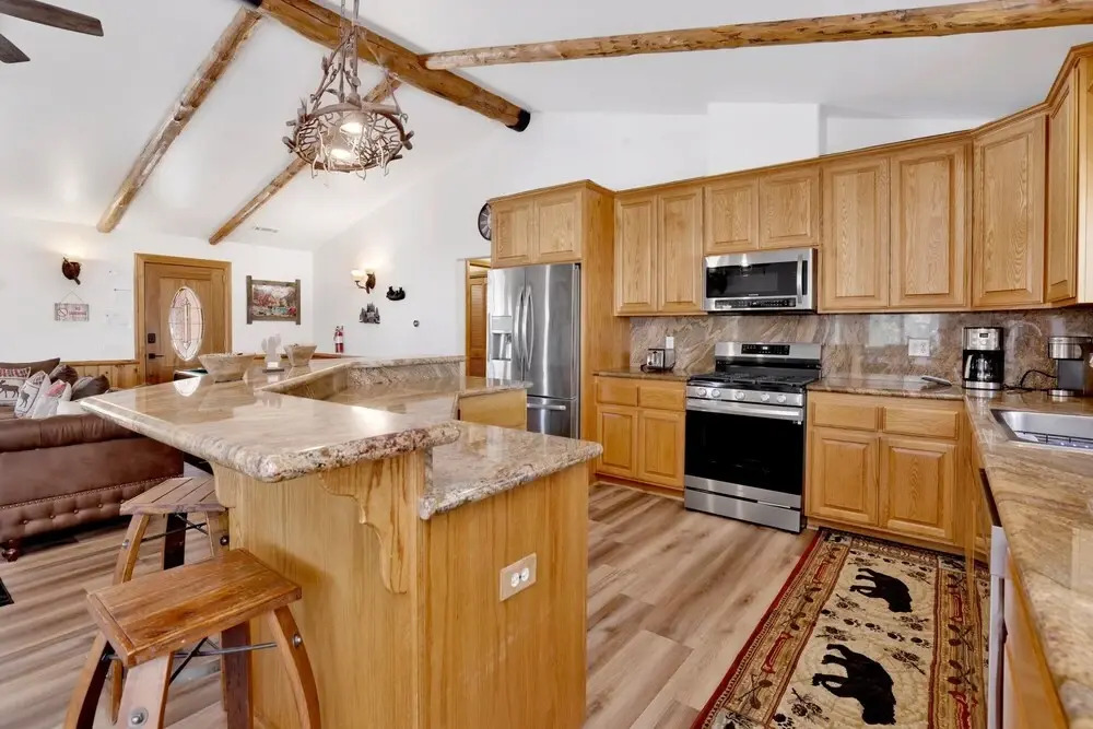 2273-the Golden Oak 3 Bedroom Home by Redawning