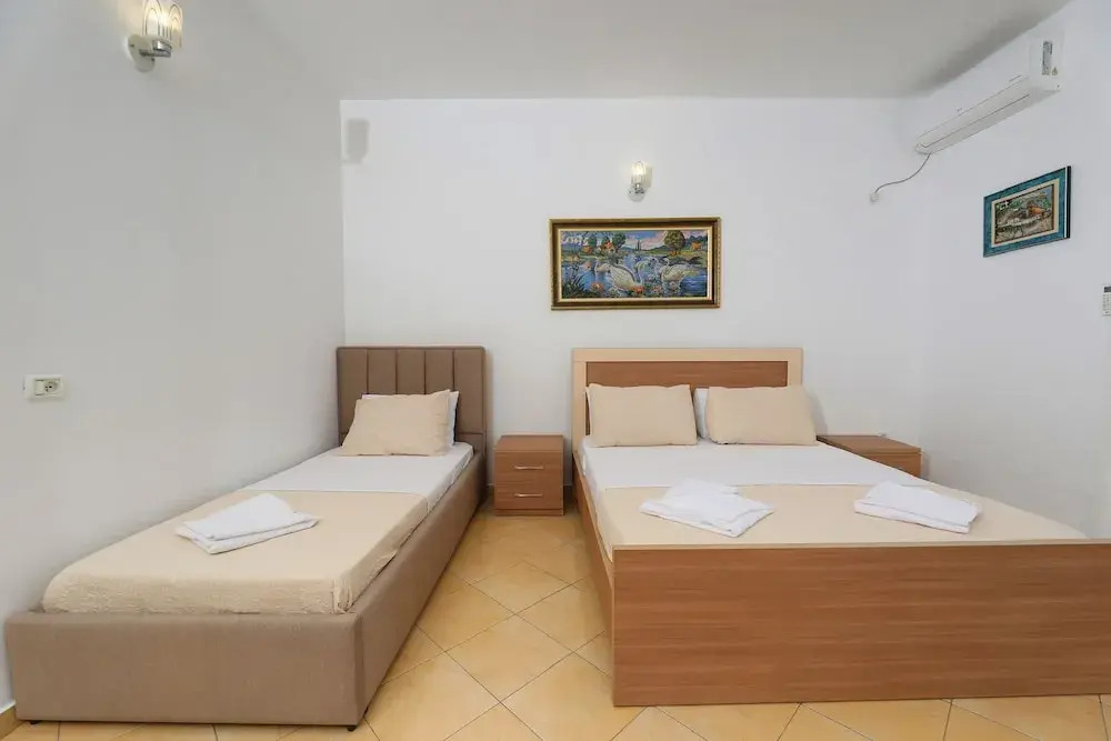 Hill Suites