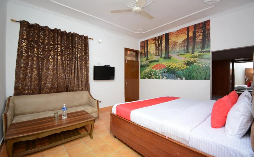 Hotel Kingsley By OYO Rooms