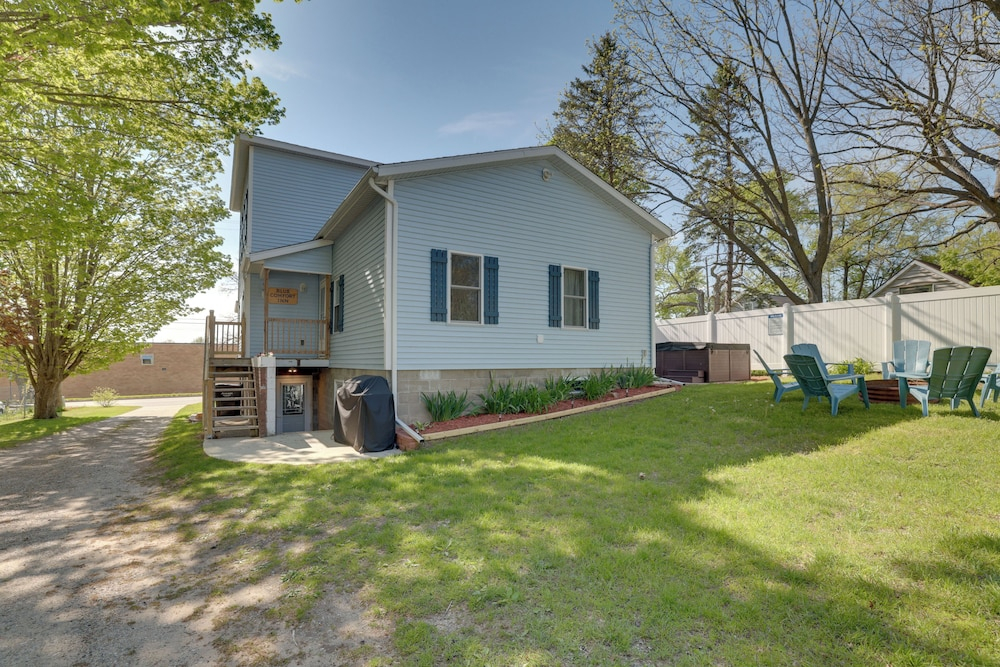 Near Saugatuck Dunes: Pet-friendly Home w/ Grill