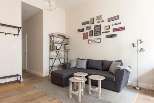 Cozy & Bright Apartment