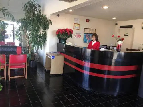 Grand Inn Hotel