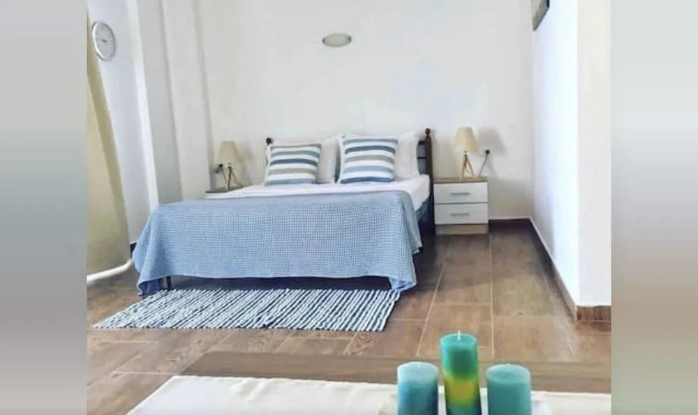 Grande Blue Suites with private bay