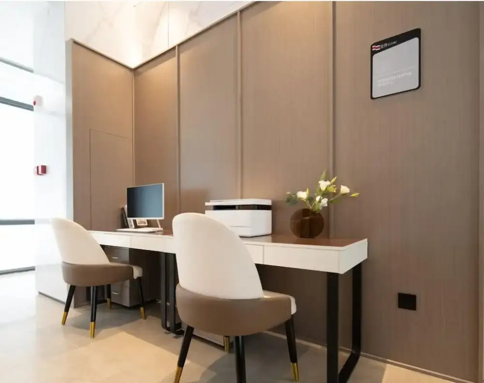 ECHIC Mercure (Guangzhou Baoneng Performing Arts Center Luogang Wanda Plaza)