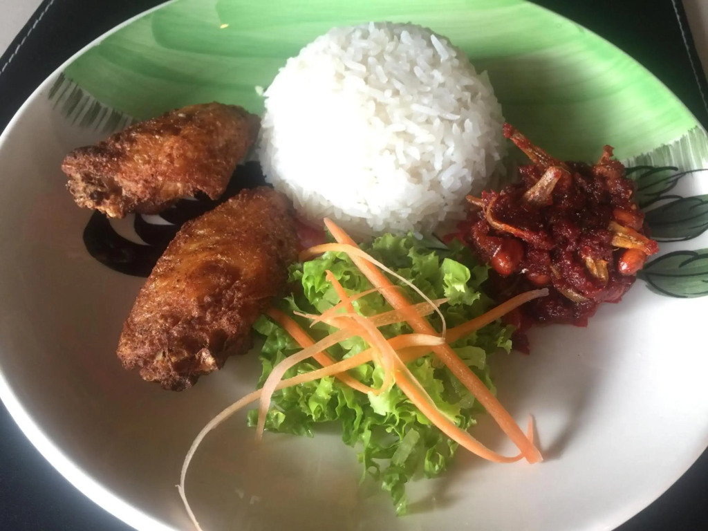 Baan Bangrak Residence