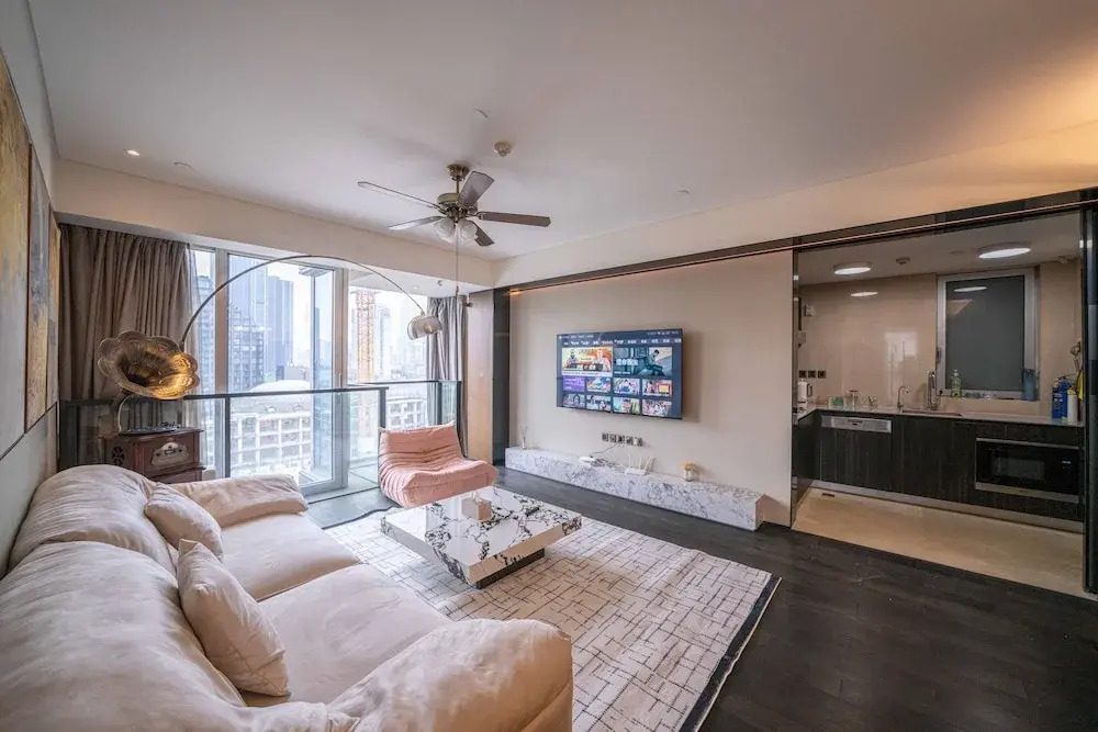 ZHome-Luxury Three bedroom Suite